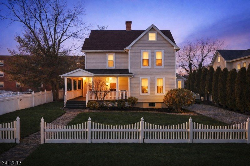 Boston real estate brokerage